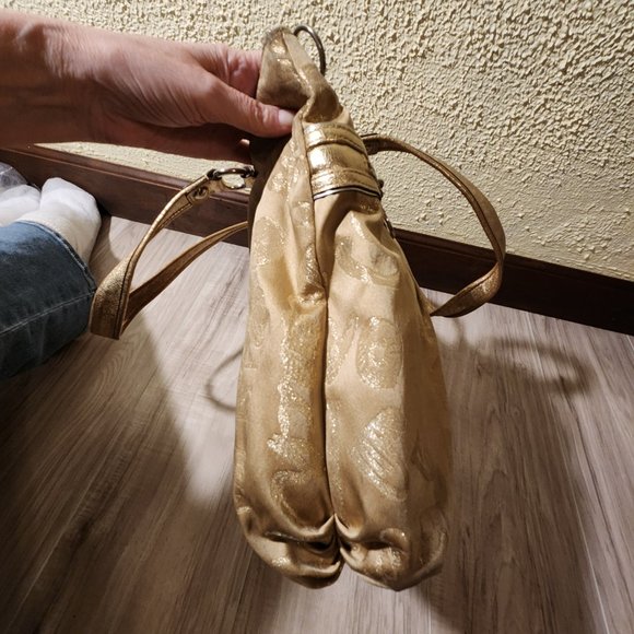 Vintage Coach Poppy Story Patch Gold Glam Tote Bag - Picture 8 of 14